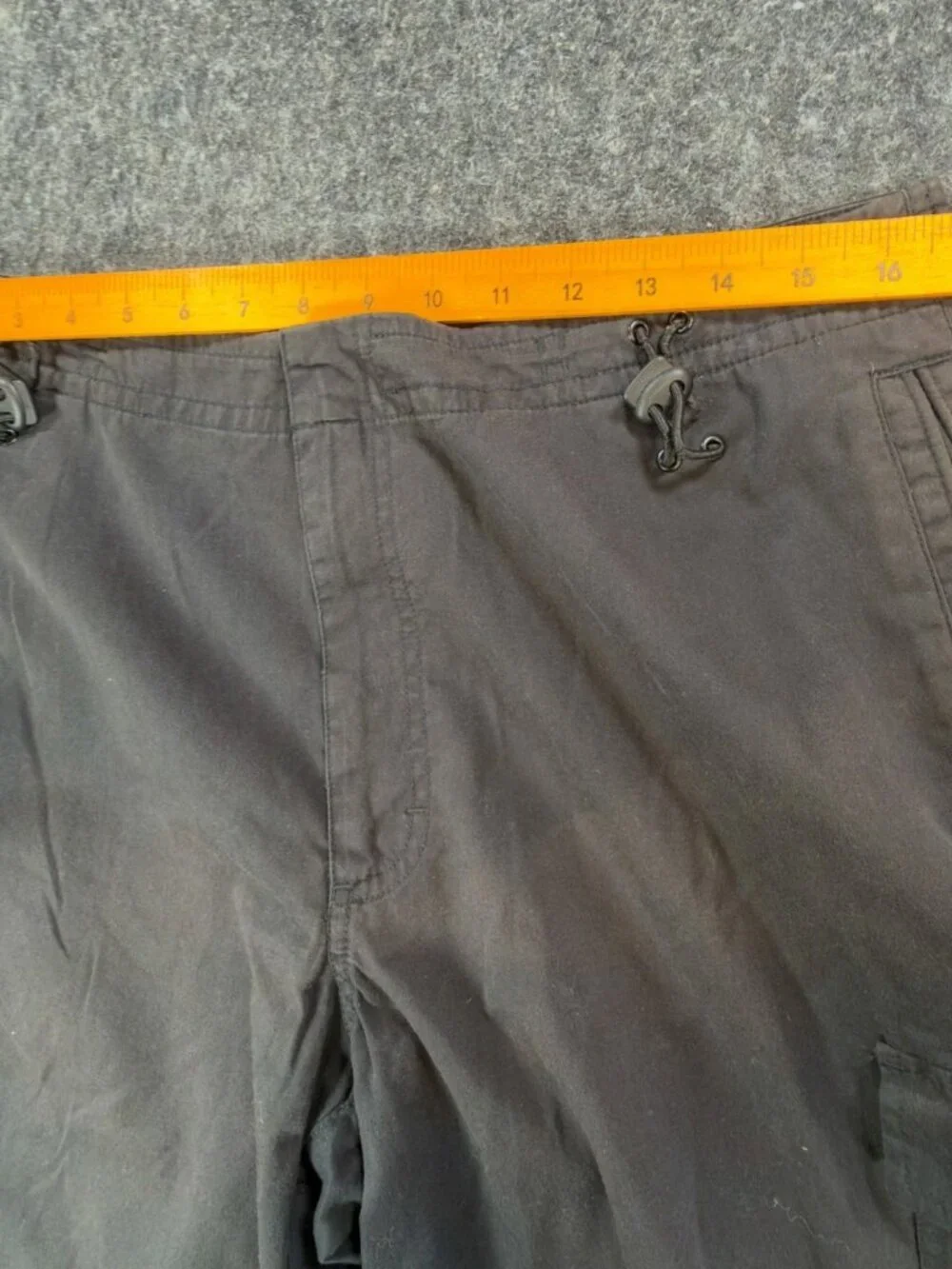 Nike Men's Black Cargo Shorts Vintage 2005 Cotton Tactical Utility